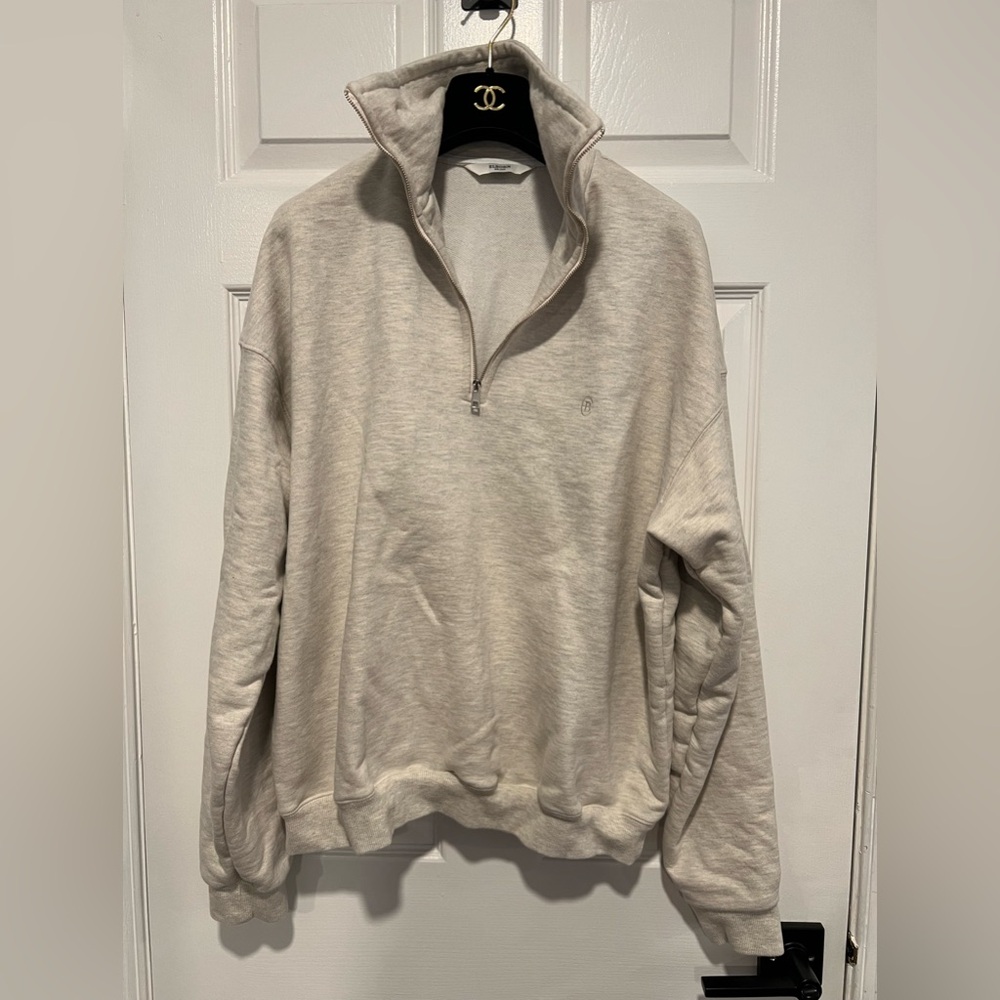 Elborn Korean Contemporary Fashion Brand Quarter Zip Sweatshirt. Gray Cream M